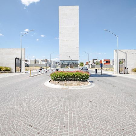 Estrena Casa A Minutos Del Aeropuerto Villa Monterrey Exterior photo
